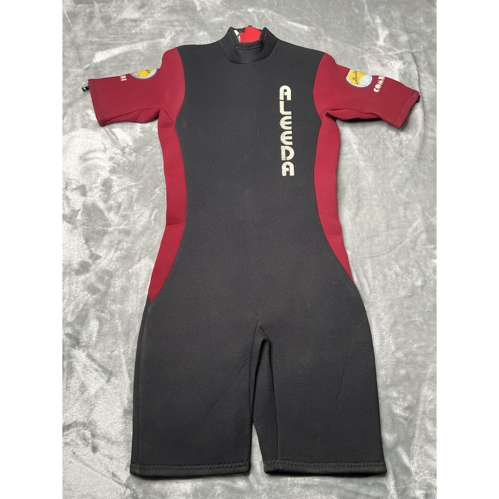 Aleeda Wetsuit Adult Size Medium Shorty Scuba Dive Red Black Made In USA Combi
